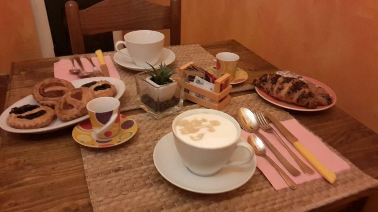 B&B La Mita Giuliano di Roma エクステリア 写真