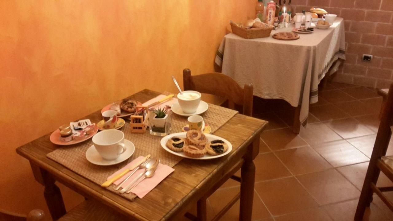 B&B La Mita Giuliano di Roma エクステリア 写真